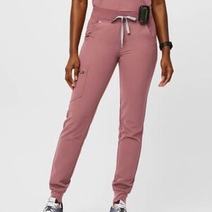 Zamora Figs Size Small Mauve Scrub Pants